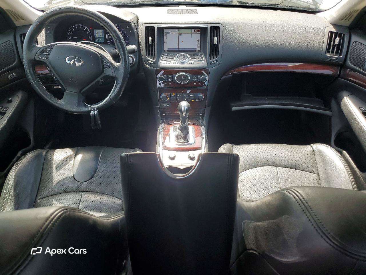 Infiniti G 2011