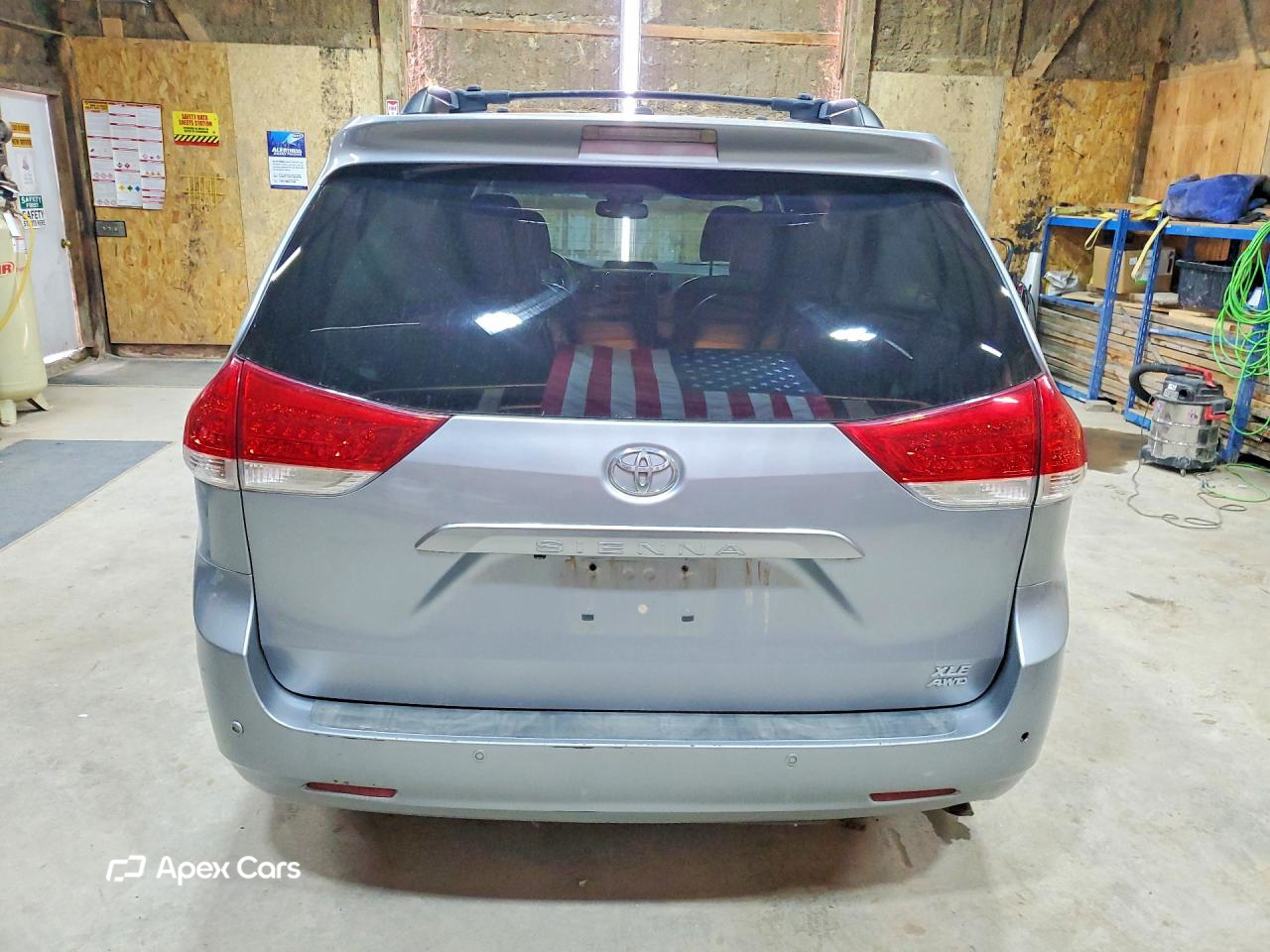 Toyota Sienna 2012