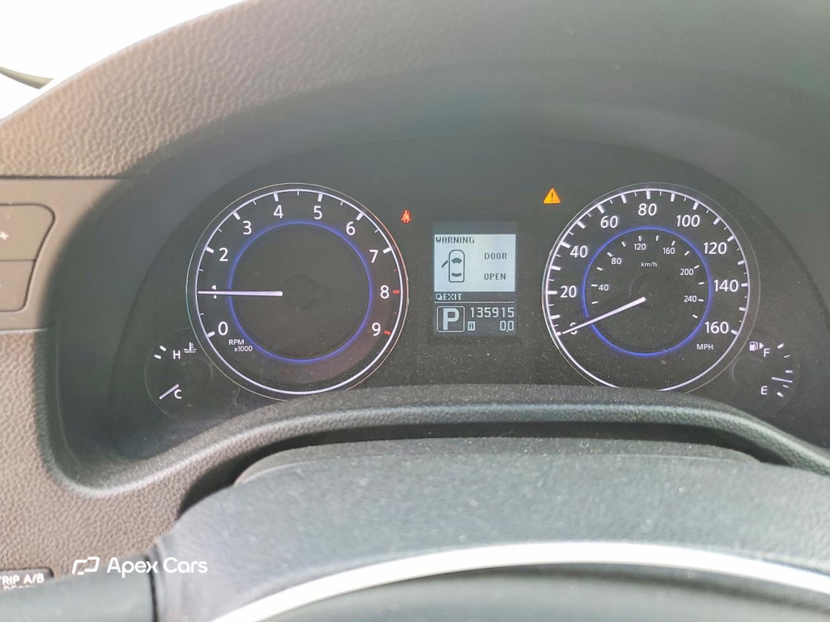 Infiniti G 2013