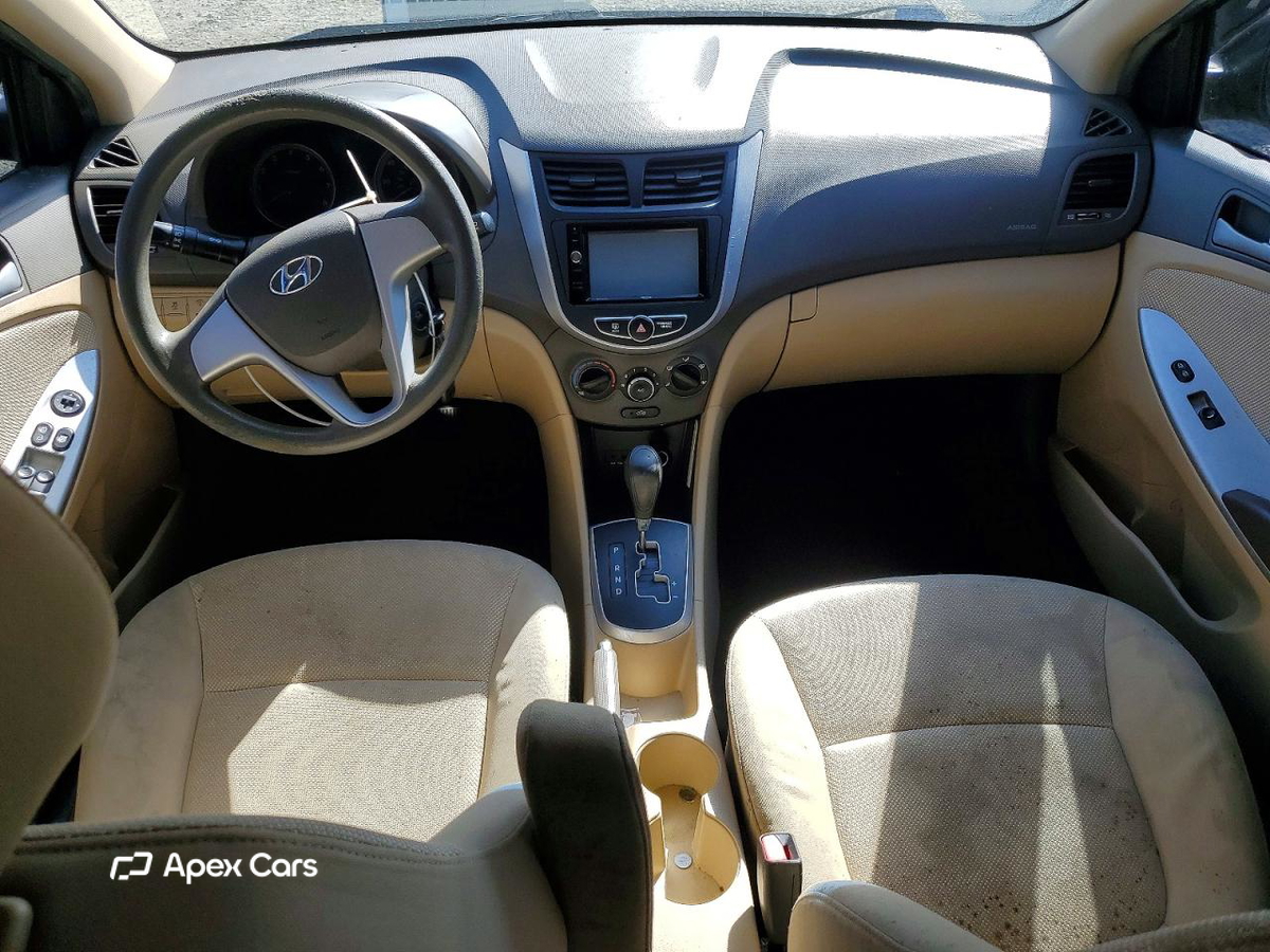 Hyundai Accent 2013