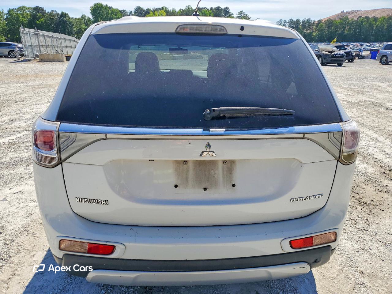 Mitsubishi Outlander 2015