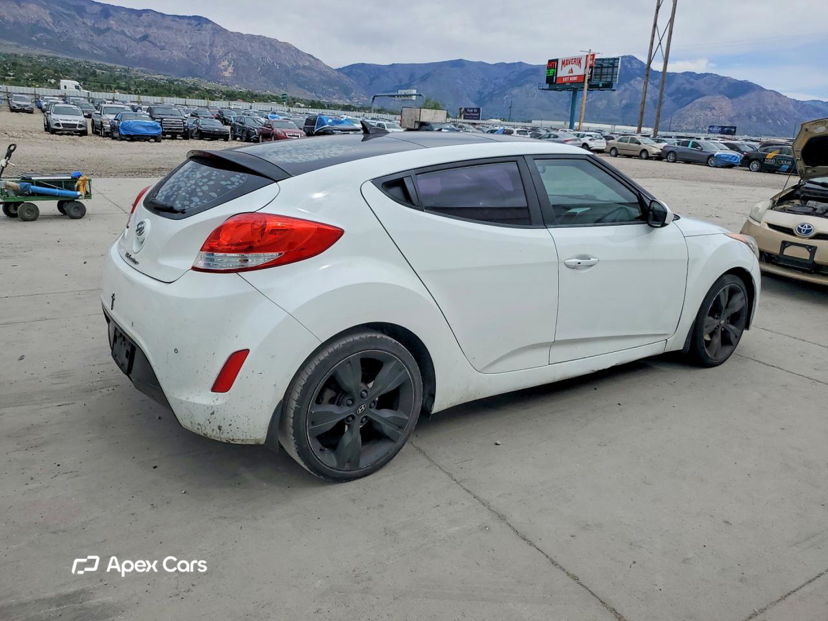 Hyundai Veloster 2013