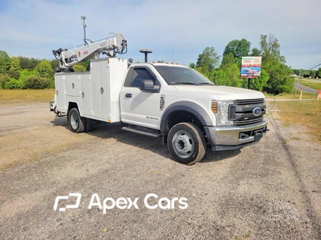 2018 Ford F550 - Image 1 of 10