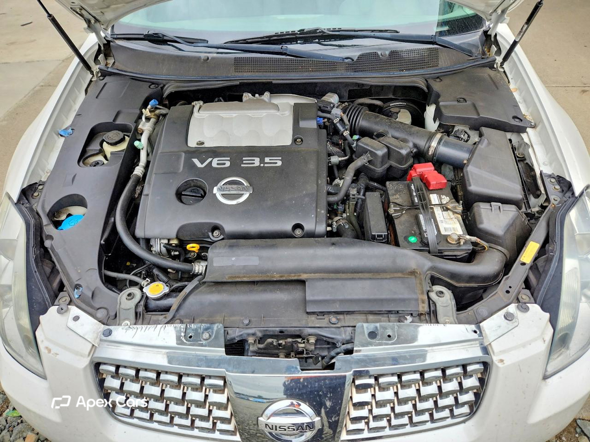 Nissan Maxima 2004