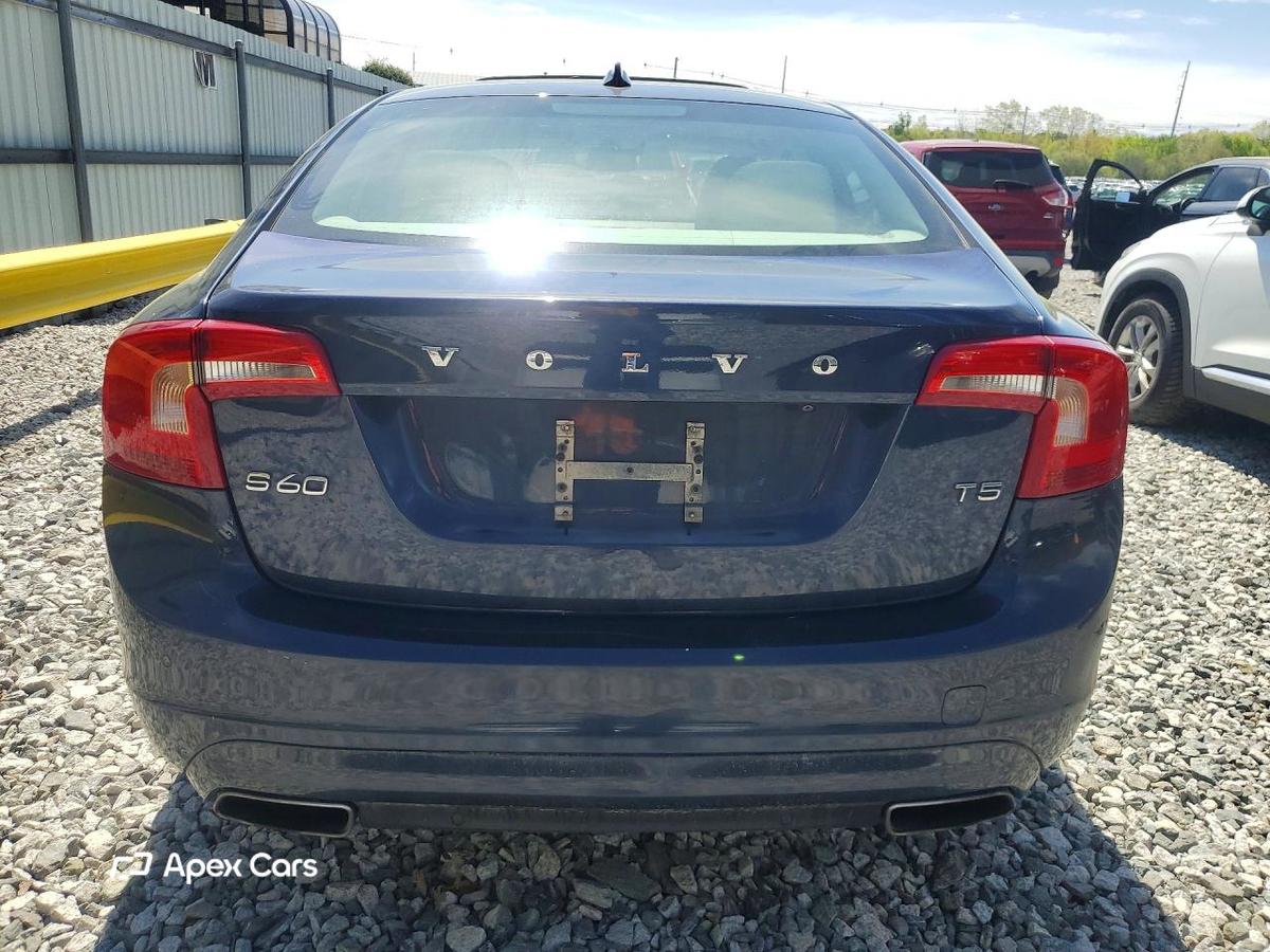 Volvo S60 2015