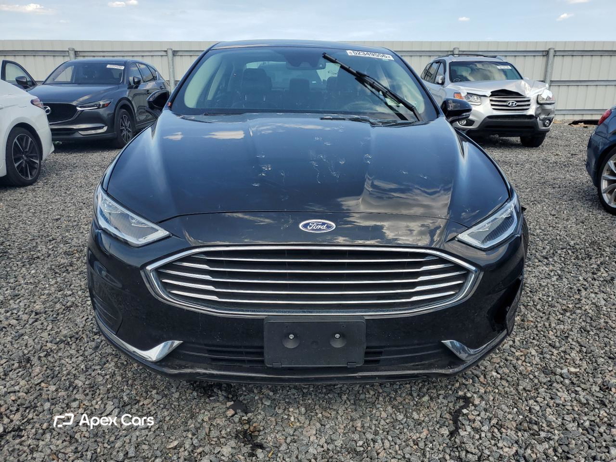 Ford Fusion 2020