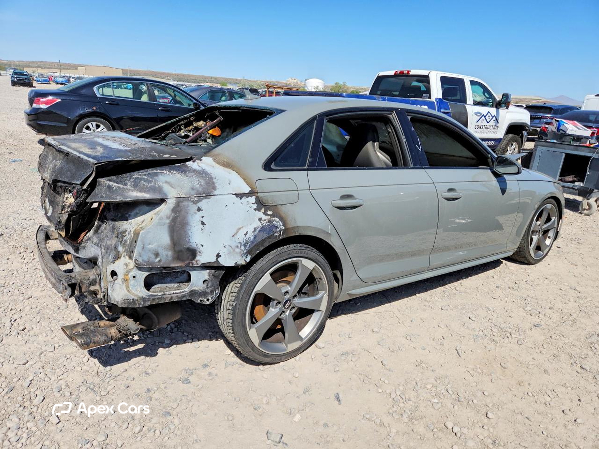 Audi RS4 2019