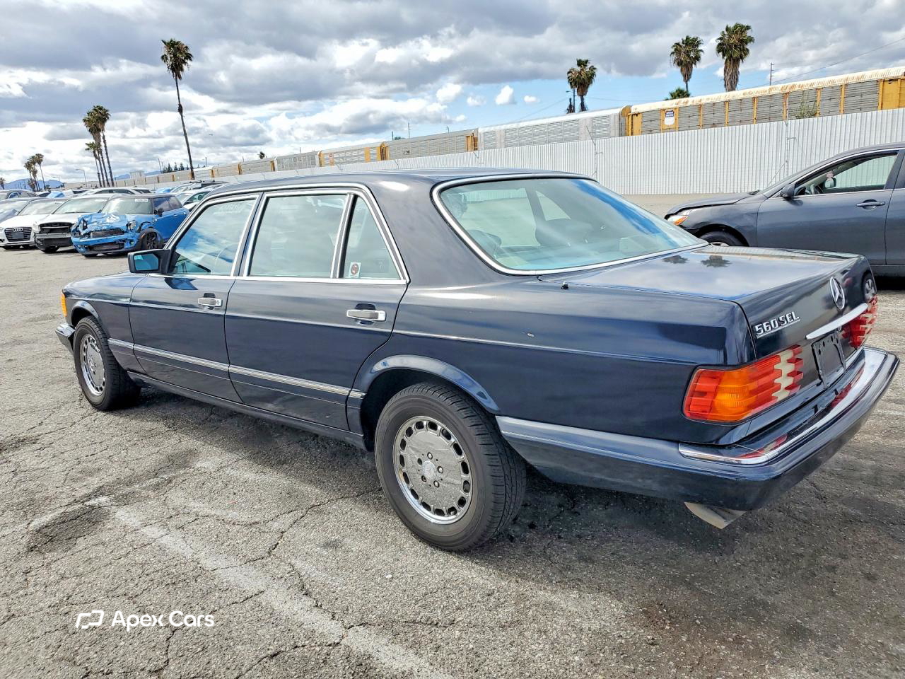 Mercedes-Benz  1990