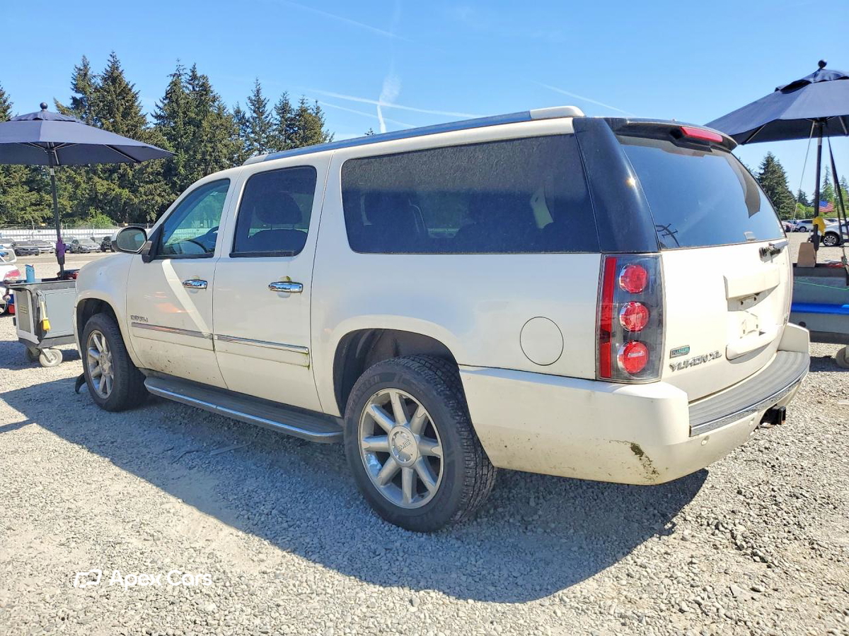 GMC Yukon 2011