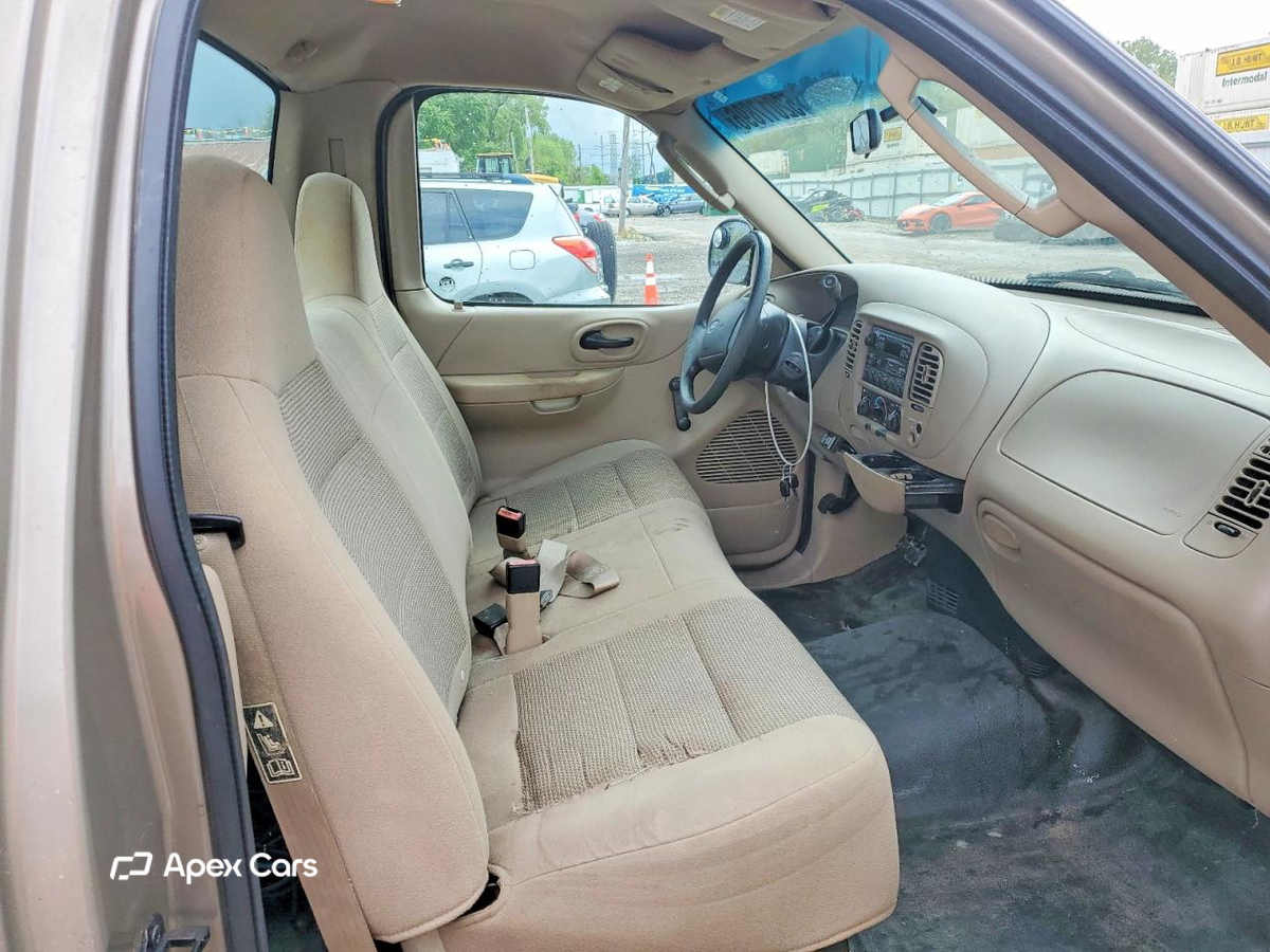 Ford F-150 2002