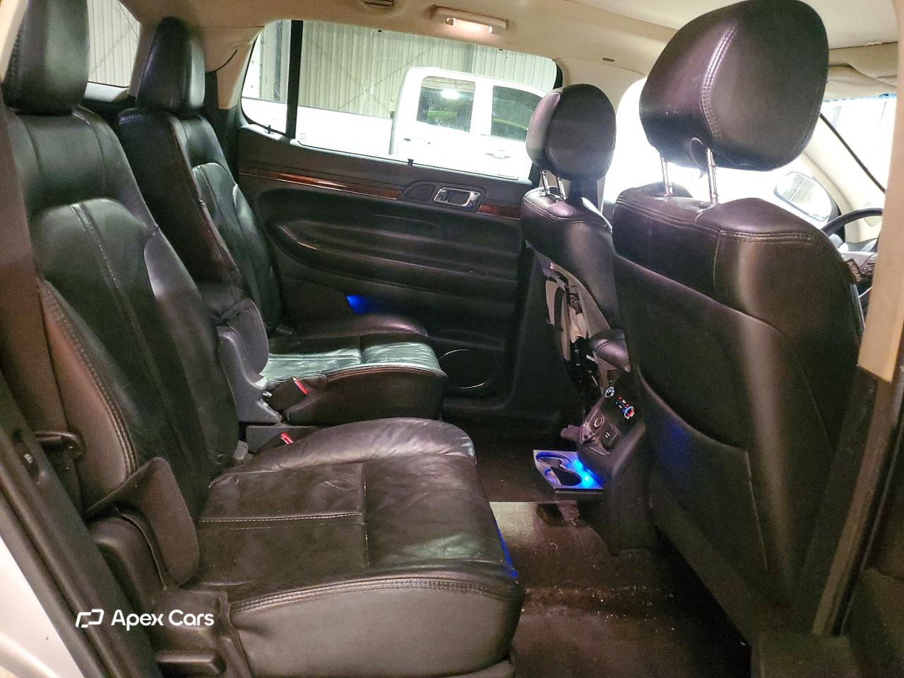 Lincoln MKT 2013