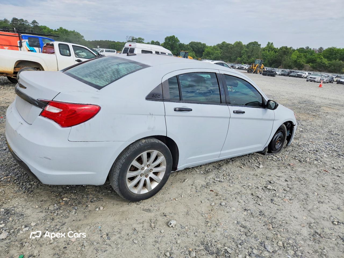 Chrysler 200 2014
