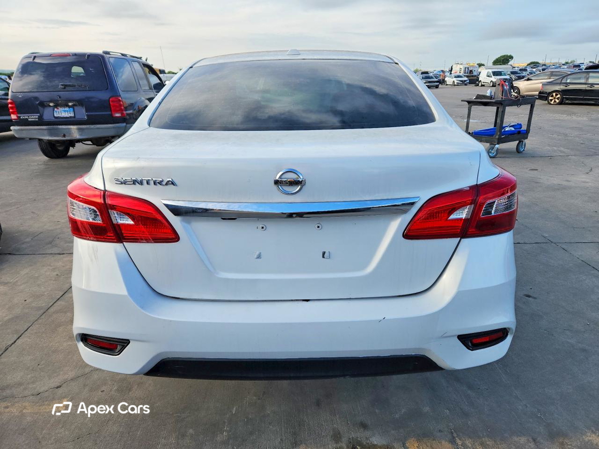 Nissan Sentra 2016