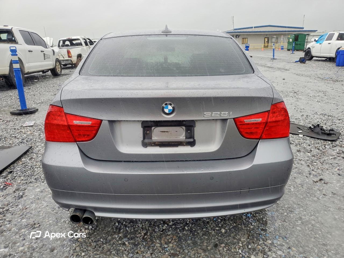 BMW Series 3 2011