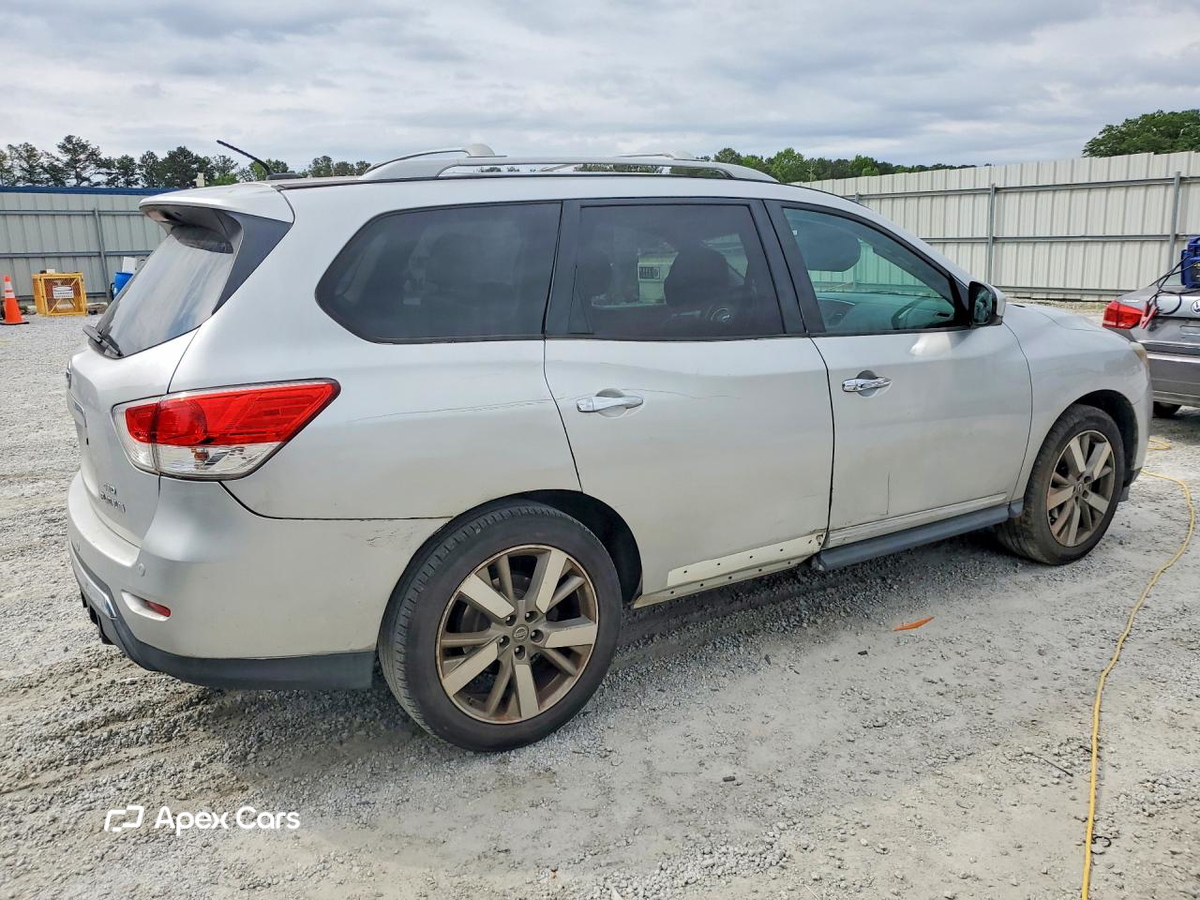 Nissan Pathfinder 2013