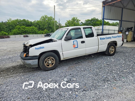Chevrolet Silverado 2004 - Image 1 of 12