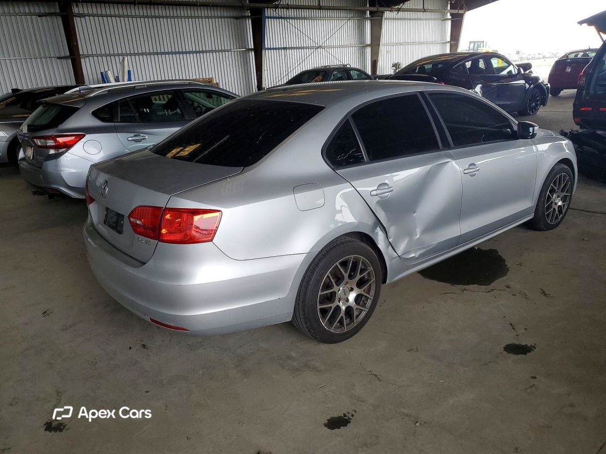 Volkswagen Jetta 2012