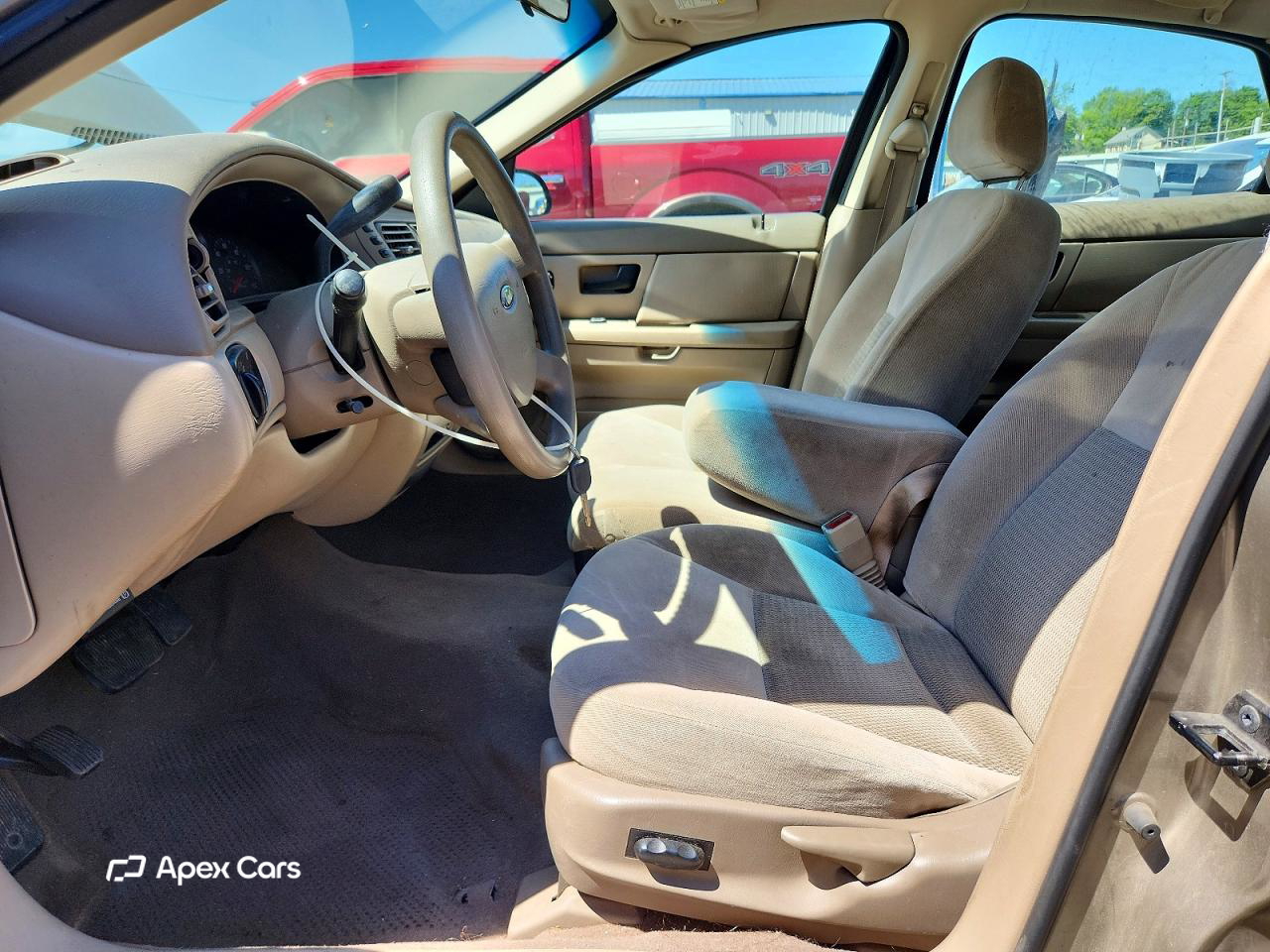 Ford Taurus 2004