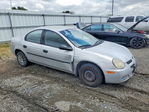 Dodge Neon 2003