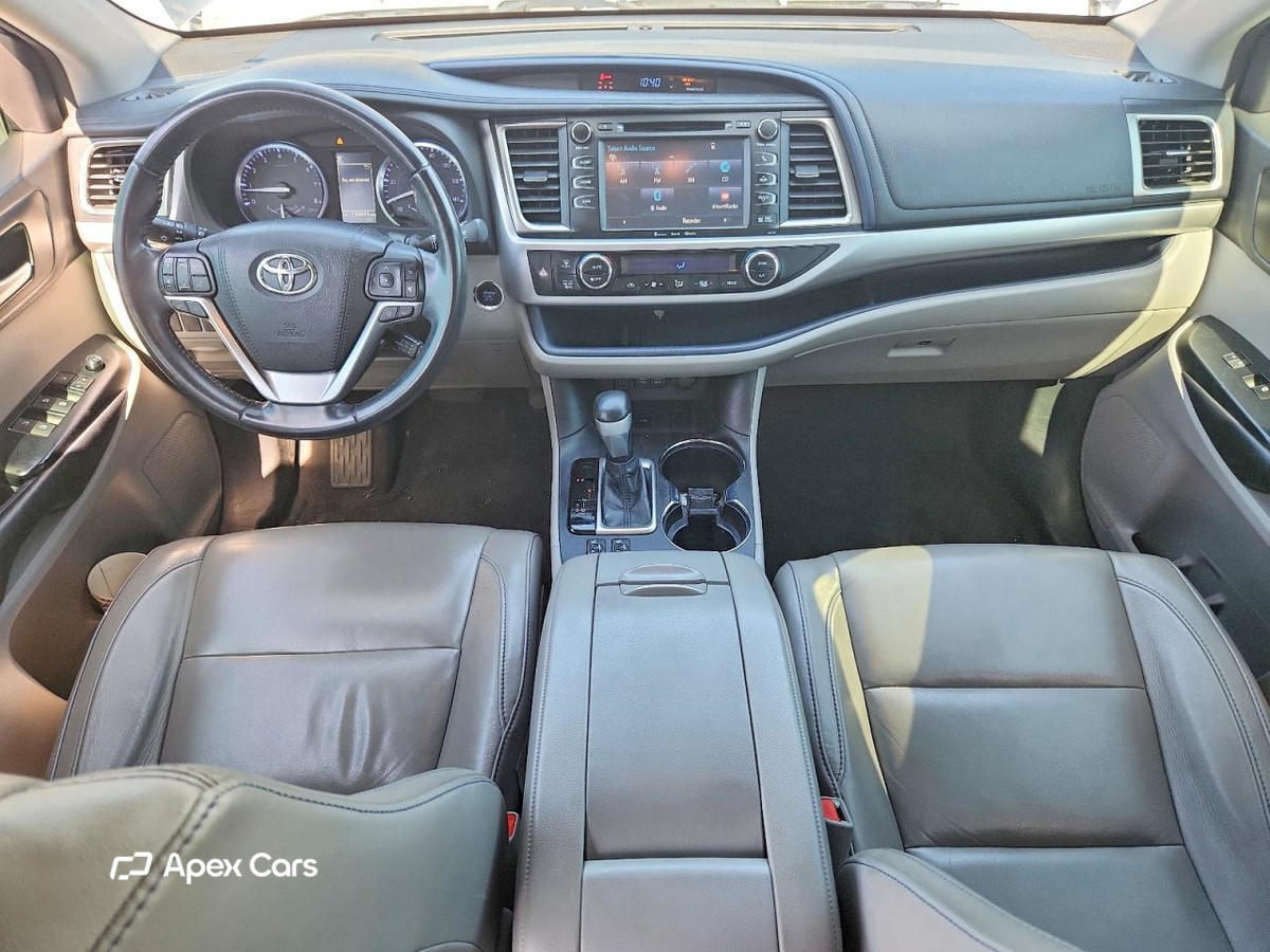 Toyota Highlander 2018