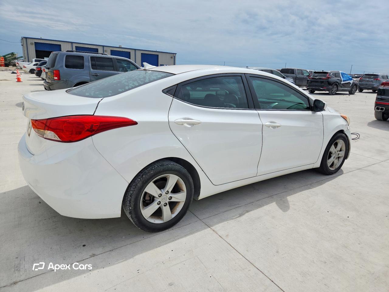 Hyundai Elantra 2013