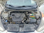 Hyundai Veloster 2013