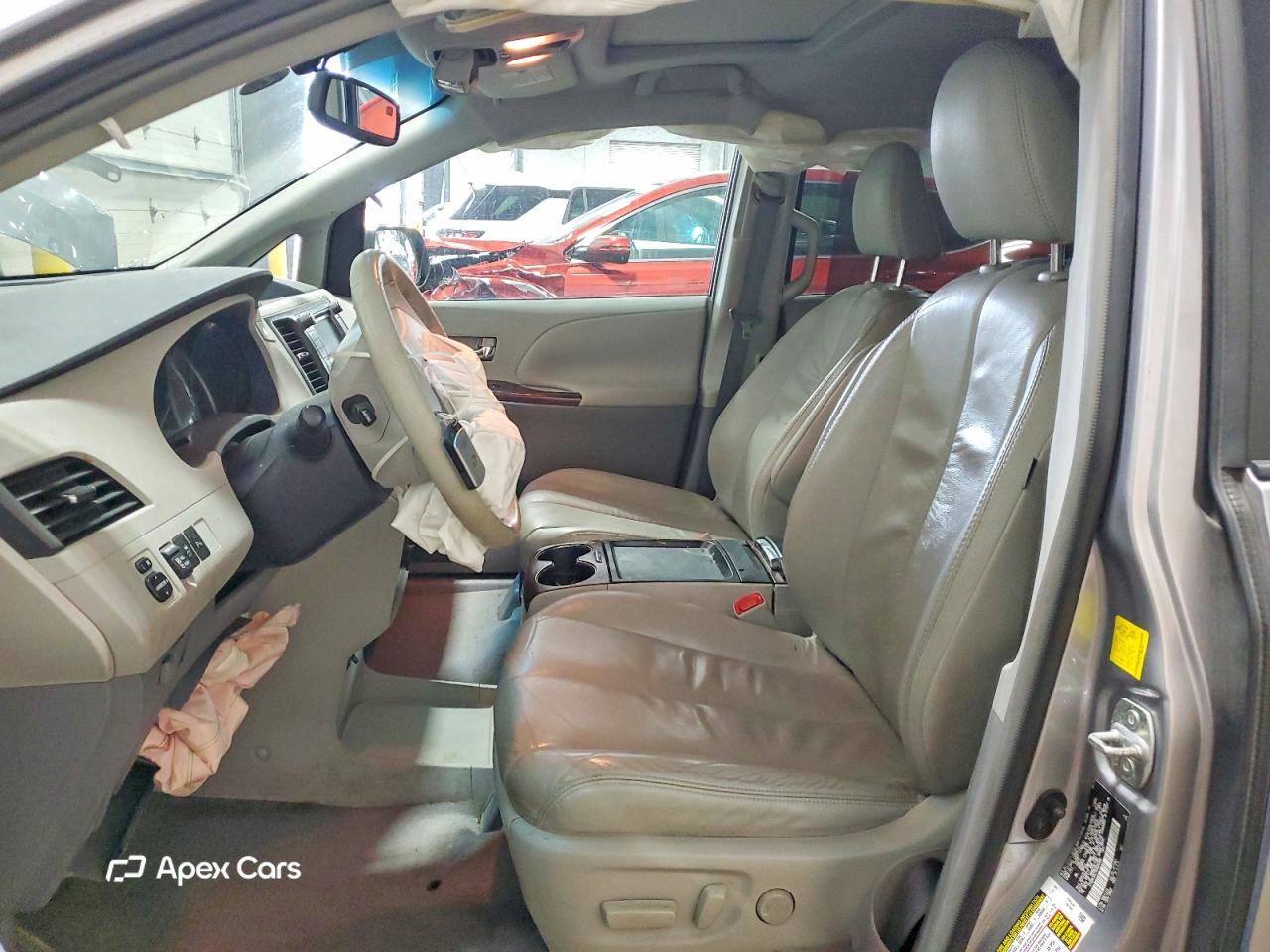 Toyota Sienna 2011