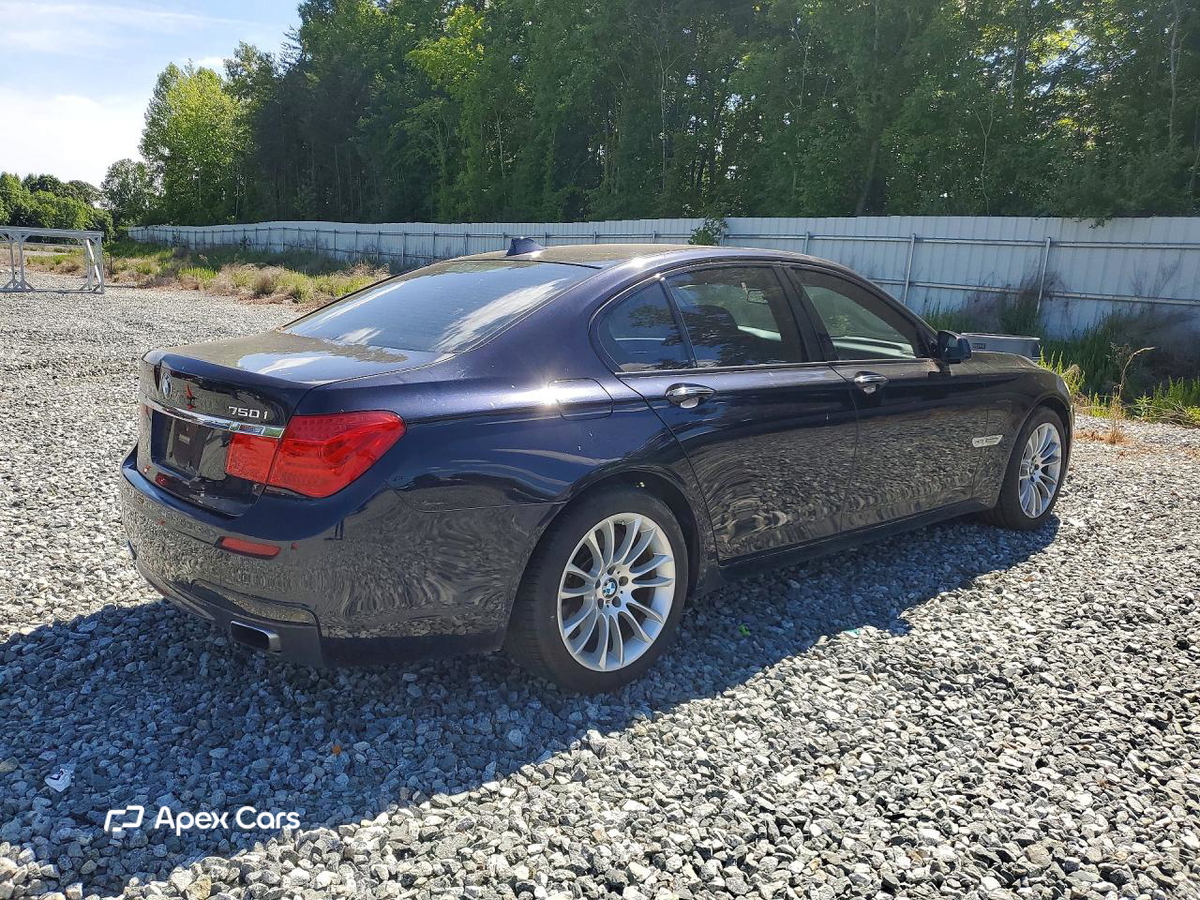 BMW Series 7 2011