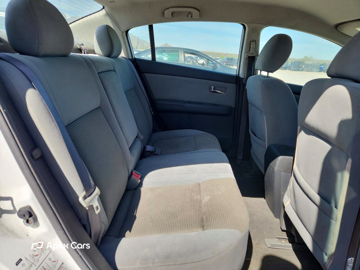 Nissan Sentra 2010