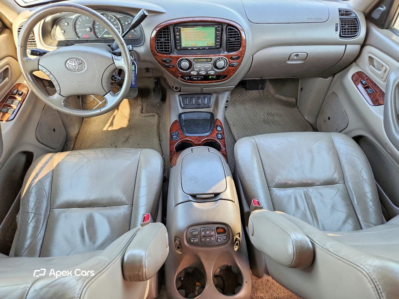 Toyota Sequoia 2005