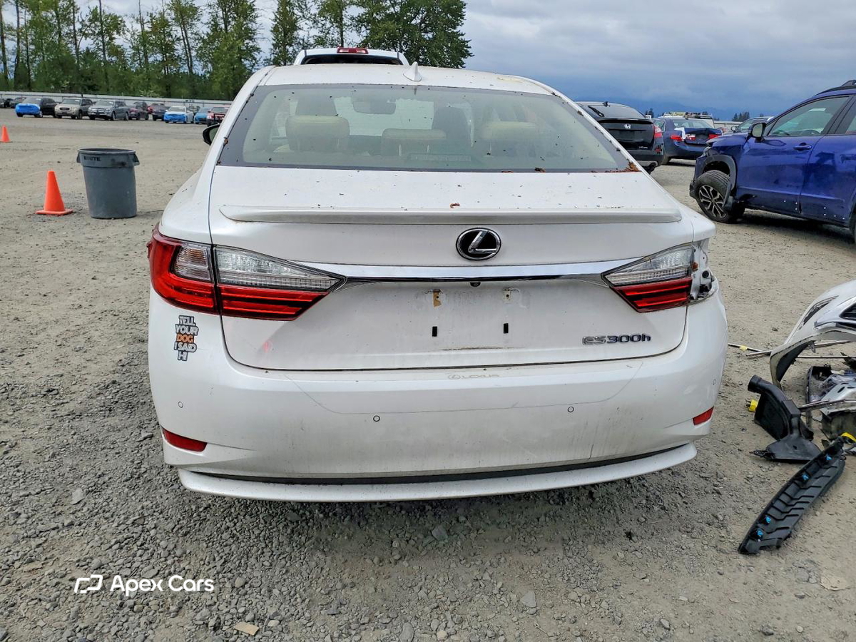 Lexus ES 2016