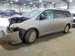 Toyota Sienna 2011