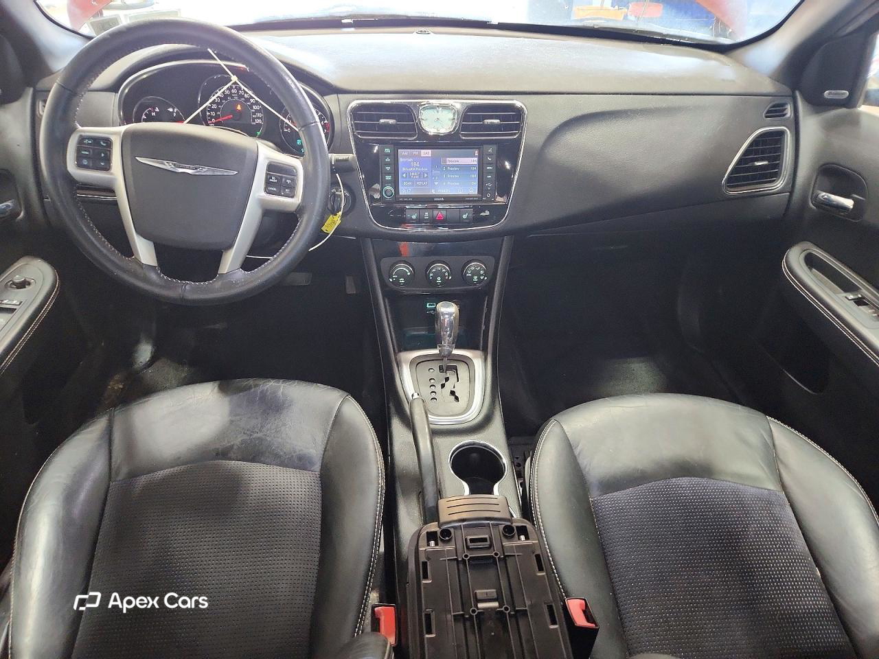 Chrysler 200 2013