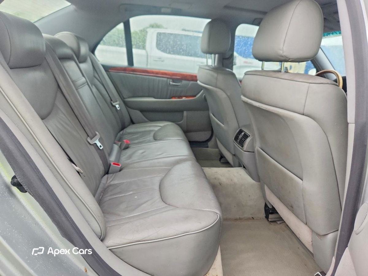 Lexus LS 2006