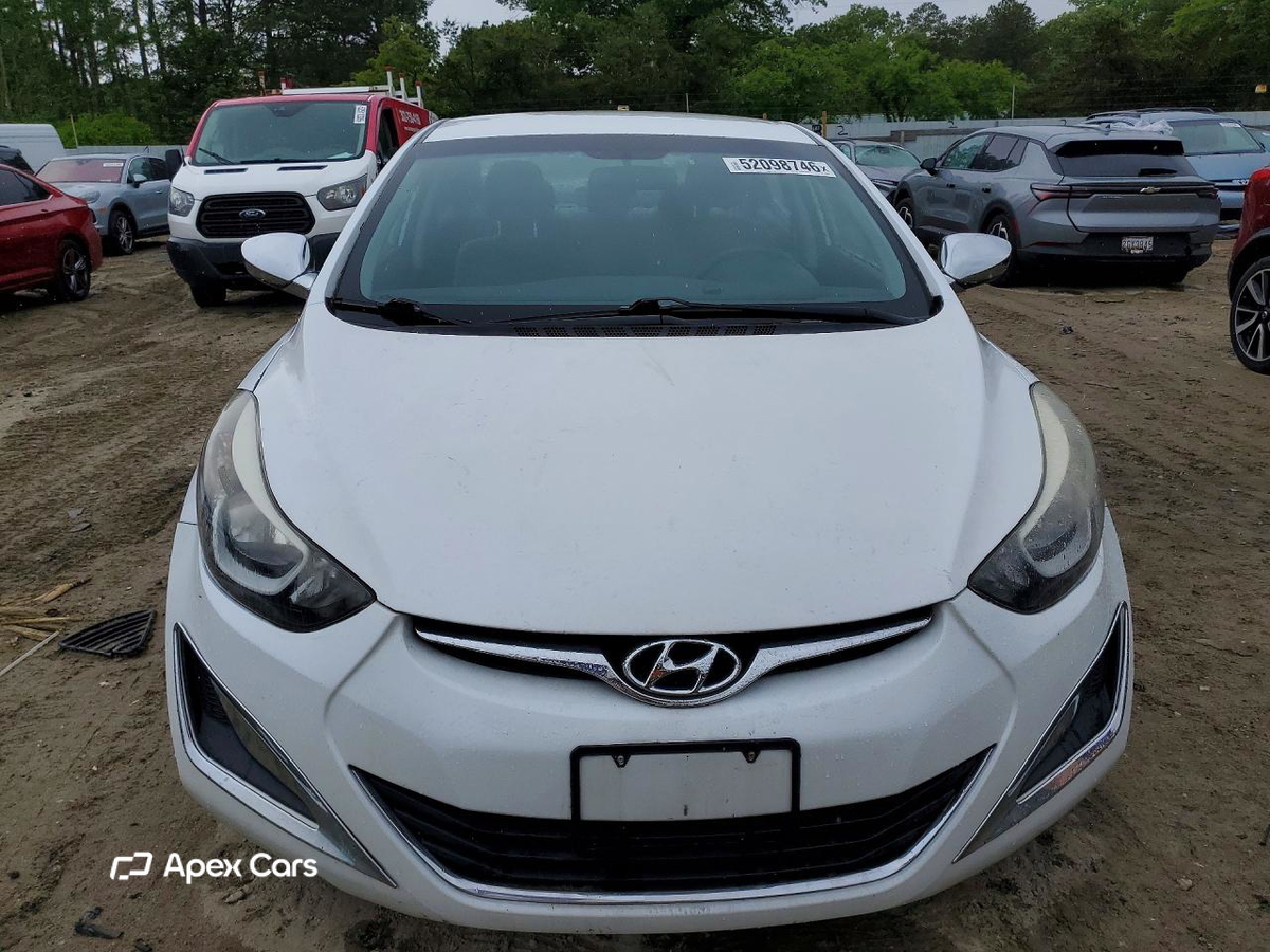 Hyundai Elantra 2016