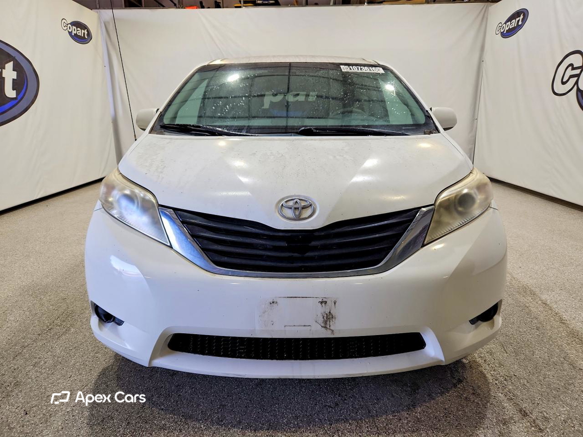 Toyota Sienna 2012