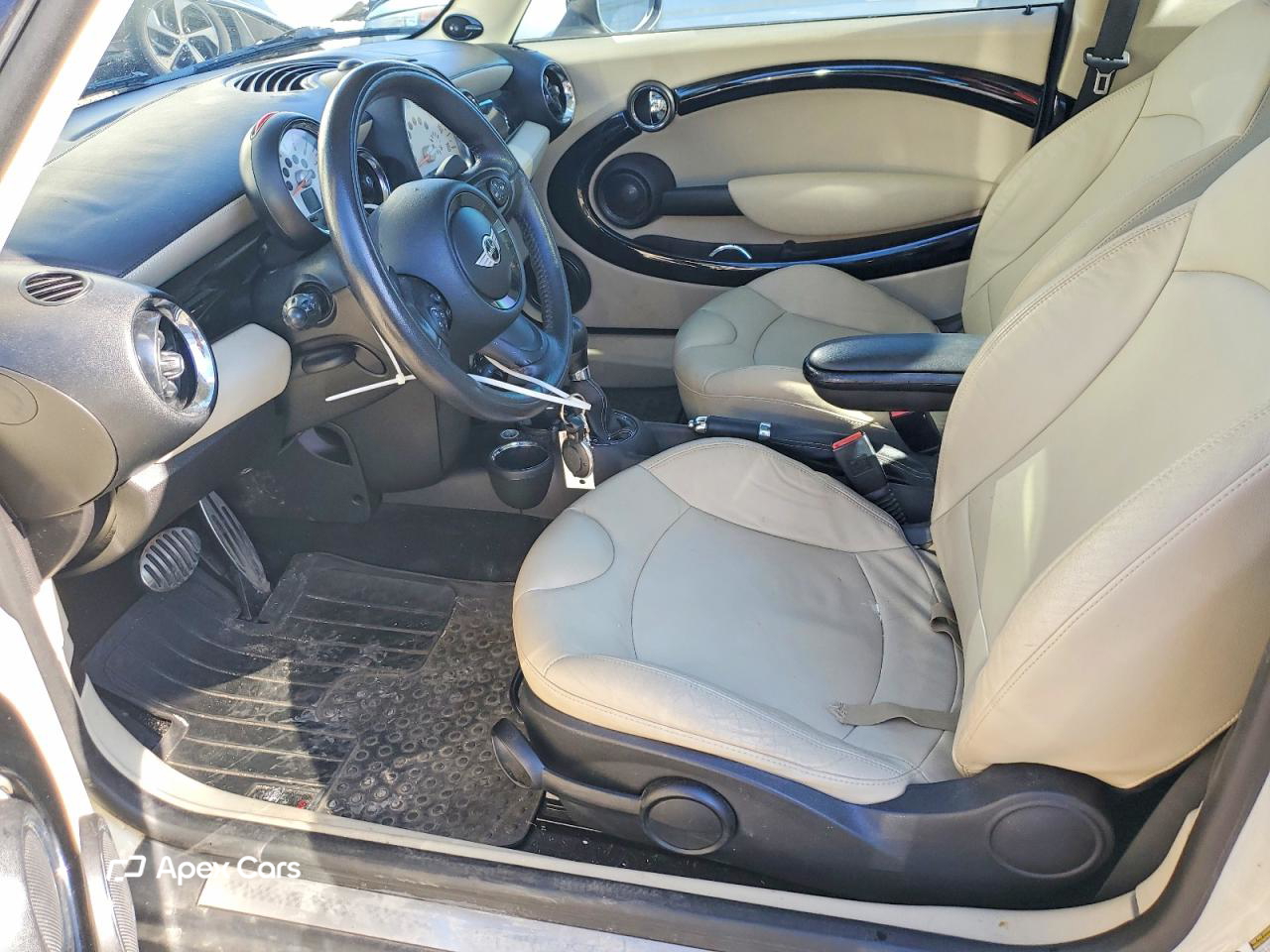 MINI Cooper 2012
