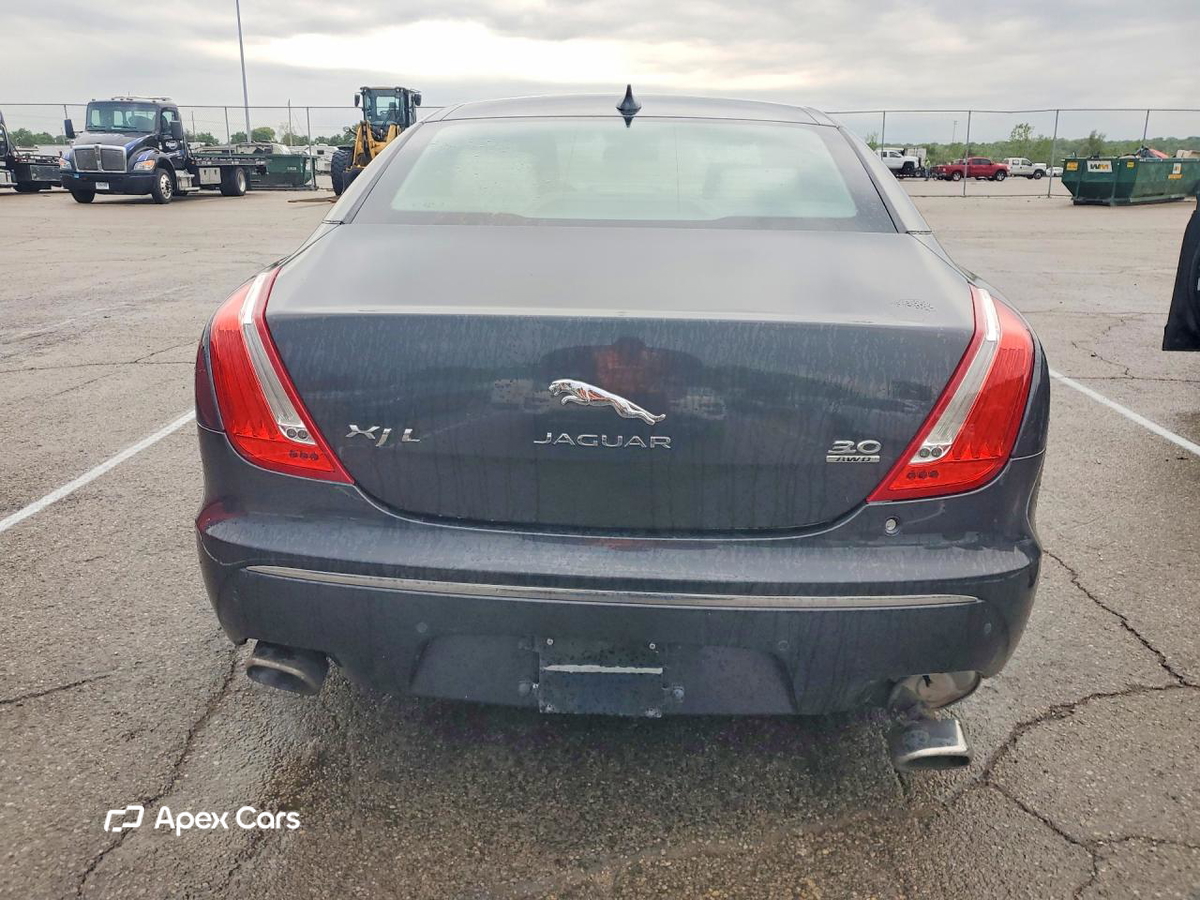 Jaguar XJ 2015