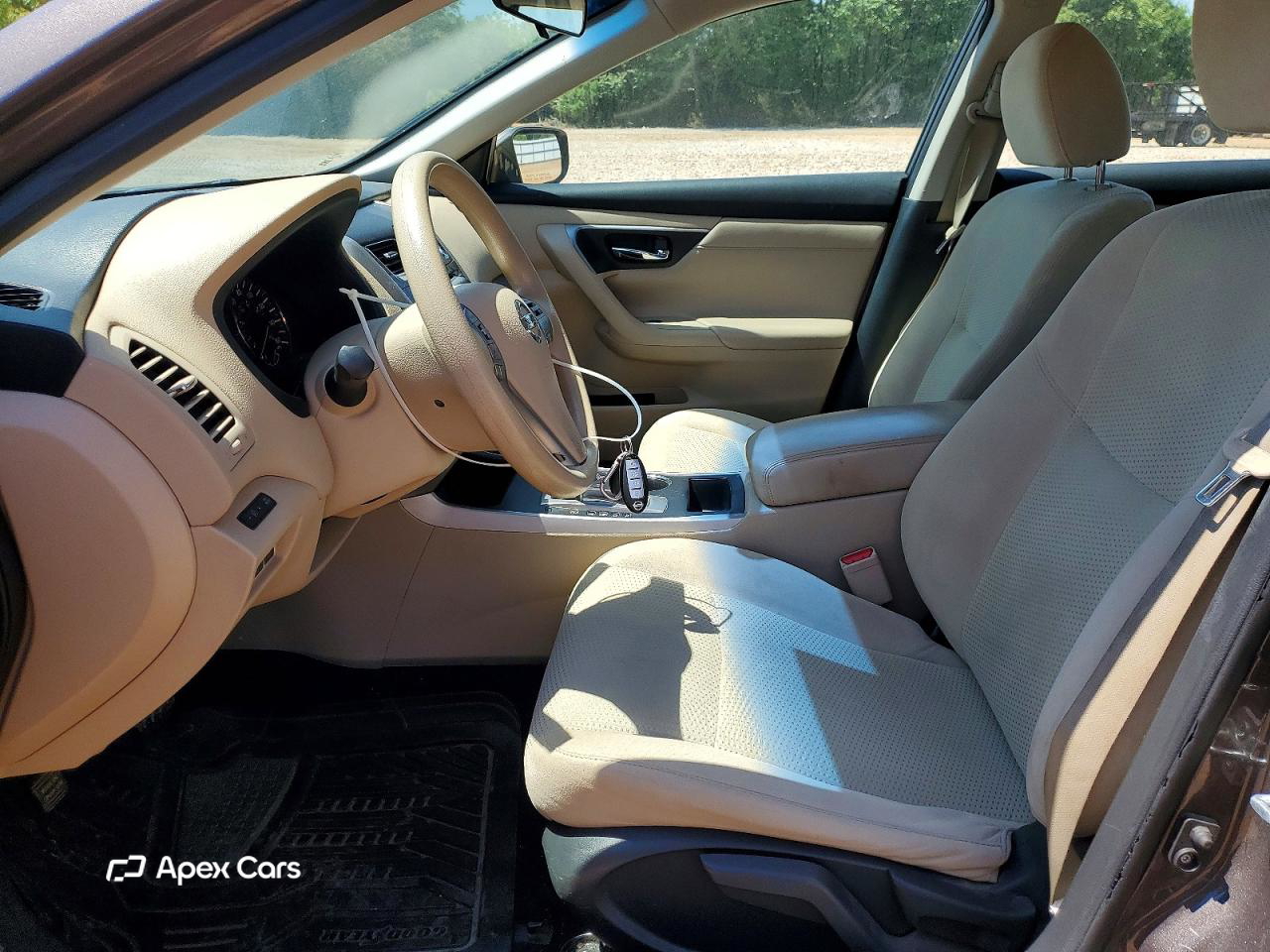 Nissan Altima 2015