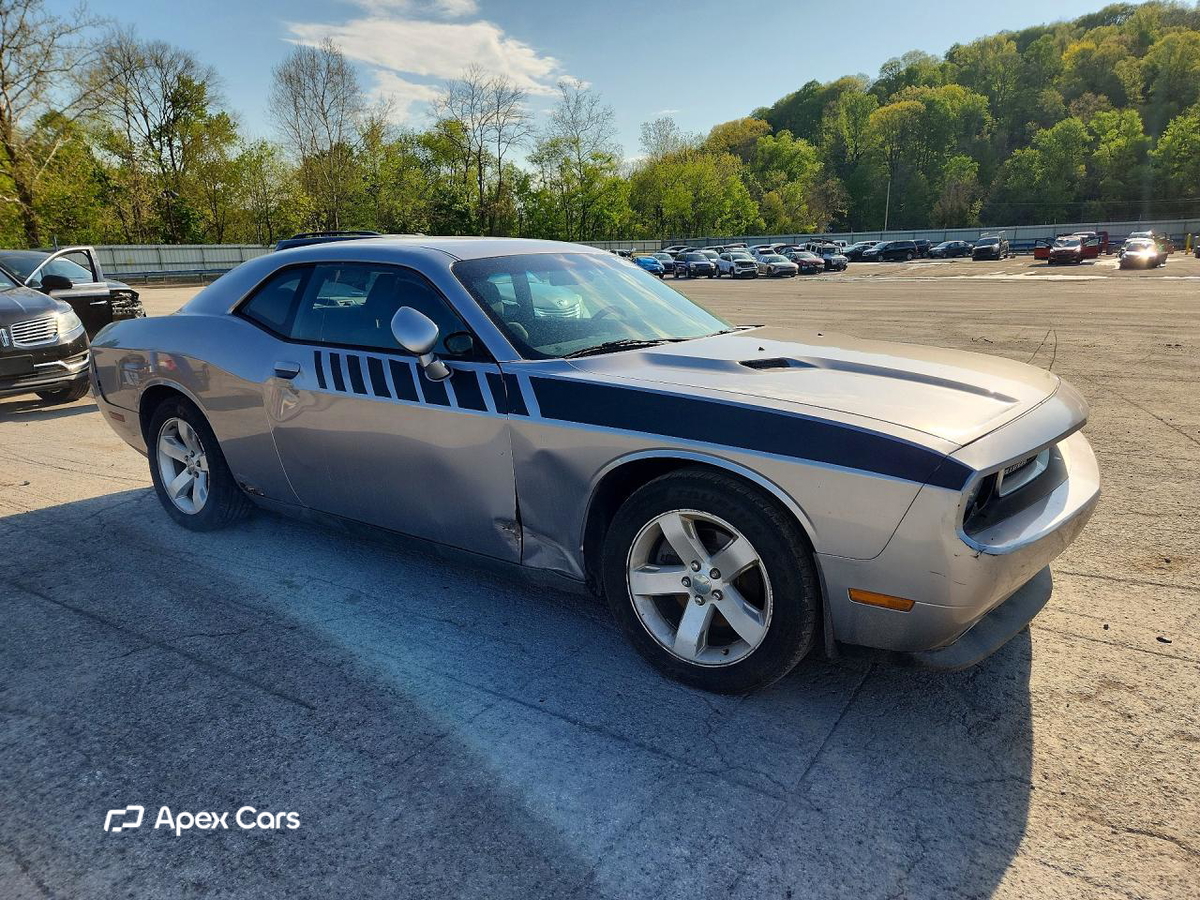 Dodge Challenger 2013