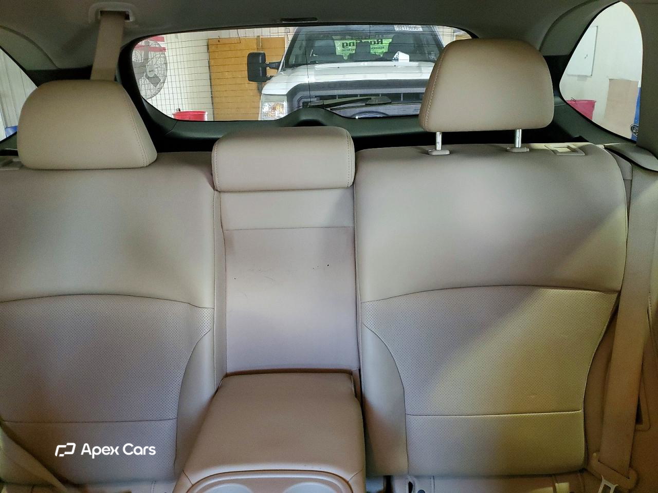 Subaru Outback 2015