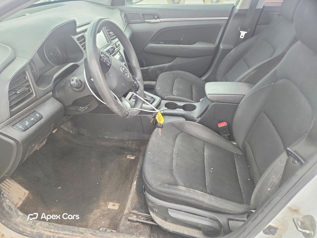 Hyundai Elantra 2020