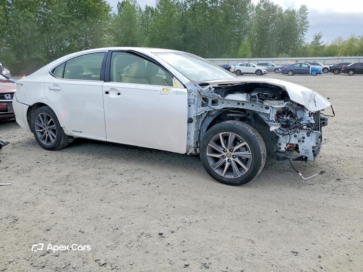 Lexus ES 2016