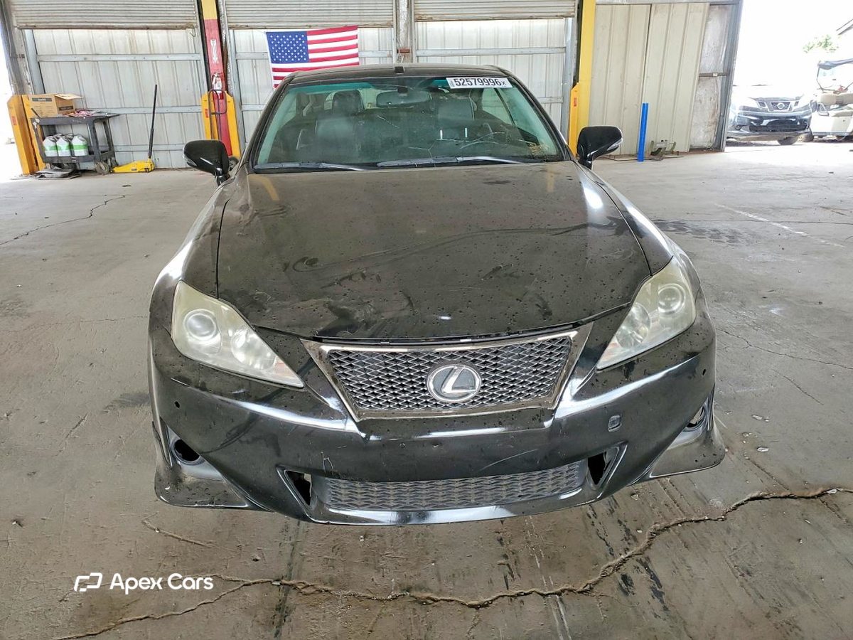 Lexus IS 2010