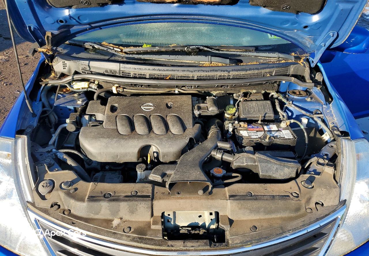 Nissan Versa 2011