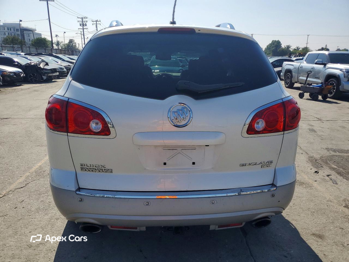 Buick Enclave 2011