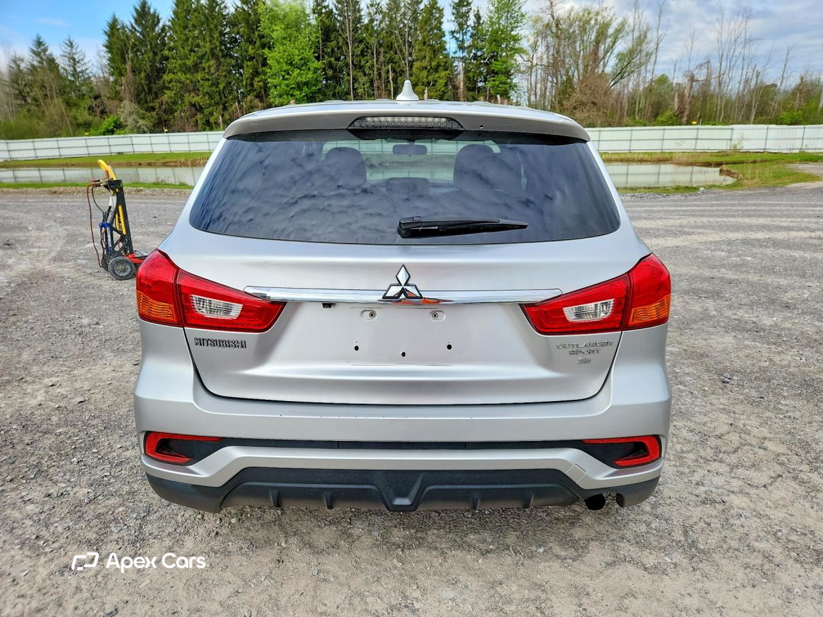 Mitsubishi Outlander 2018