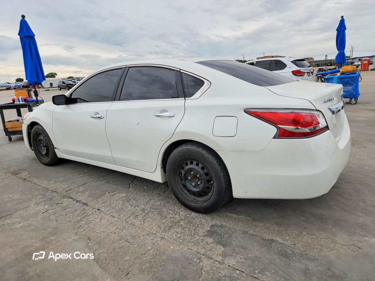 Nissan Altima 2015