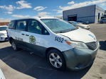Toyota Sienna 2015