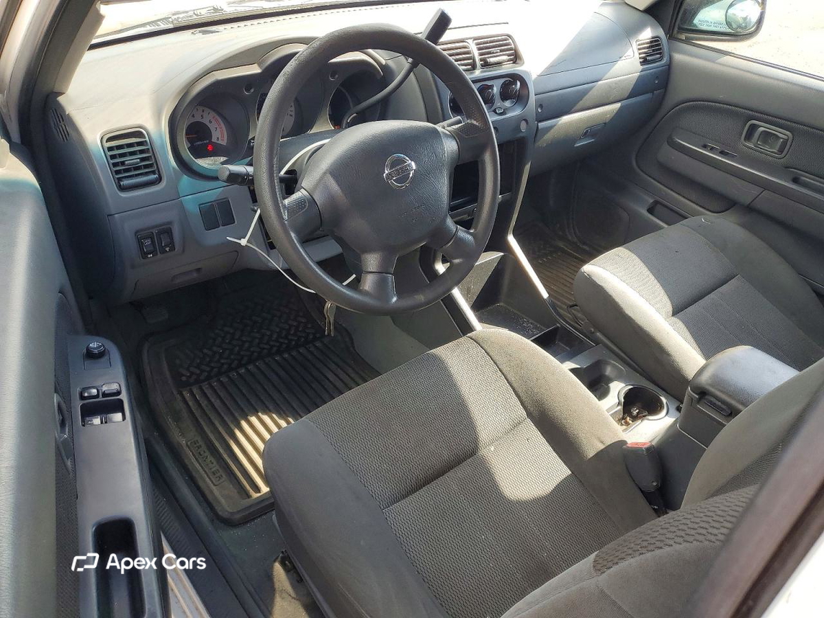 Nissan Navara (Frontier) 2004